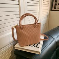 Women's Pu Leather Stripe Solid Color Classic Style Square Zipper Shoulder Bag Handbag main image 7