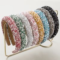 Women's Baroque Style Simple Style Classic Style Color Block Cloth Inlay Rhinestones Pearl Hair Band main image 1