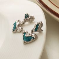 1 Pair Simple Style Classic Style Heart Shape Plating Alloy Gold Plated Drop Earrings main image 5