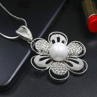 Sweet Simple Style Flower Imitation Pearl Alloy Copper Artificial Rhinestones Artificial Pearls Sweater Chain sku image 1