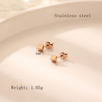 1 Pair Elegant Simple Style Solid Color Plating 304 Stainless Steel 18K Gold Plated Ear Studs main image 2