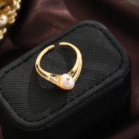 Original Design Simple Style Round Freshwater Pearl Copper Plating Inlay Pearl 18k Gold Plated Silver Plated Open Rings main image 4