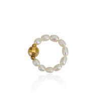 Perlas De Agua Dulce Chapados en oro de 18k Estilo Simple Color Sólido Anillo Ajustable sku image 1