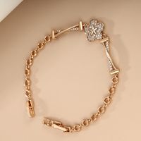 Xuping Sweet Simple Style Flower 18k Gold Plated Artificial Diamond Alloy Wholesale Bracelets main image 3