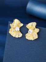 1 Pair Simple Style Commute Flower Plating Inlay Copper Zircon 18k Gold Plated Ear Studs main image 1