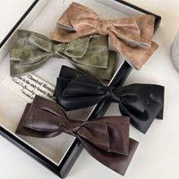 Women's Retro Bow Knot Pu Leather Hair Clip main image 4