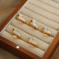 Casual Elegant Simple Style Solid Color Titanium Steel Asymmetrical Plating Inlay Artificial Diamond 18k Gold Plated Rings main image 4