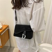 Women's Small Pu Leather Solid Color Streetwear Rhinestone Square Magnetic Buckle Crossbody Bag main image 5