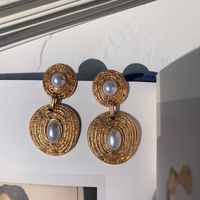 1 Pair Retro Geometric Alloy Plating Inlay Artificial Pearls Women's Drop Earrings sku image 1