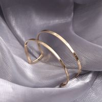 1 Piece Simple Style Solid Color Metal Hollow Out Women's Bangle main image 3