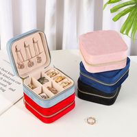 1 Piece Simple Style Solid Color Flannel Jewelry Boxes main image 1