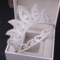 Fashion Geometric Alloy Inlay Rhinestones Crown 1 Piece main image 5