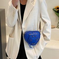 Women's Pu Leather Solid Color Fashion Heart-shaped Zipper Shoulder Bag Crossbody Bag main image 5