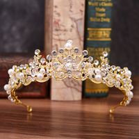 Fashion Leaf Alloy Rhinestone Inlay Artificial Pearls Crown 1 Piece main image 2
