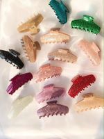 Women's Simple Style Solid Color Arylic Handmade Hair Claws main image 1
