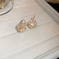 1 Par Moda Flor Arílico Cobre Embutido Diamantes De Imitación Mujeres Aretes sku image 1