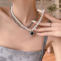Pearl Retro Simple Necklace Heart Pendant Clavicle Chain Wholesale sku image 2