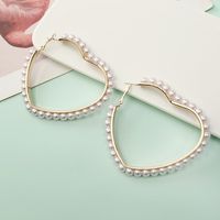 1 Paire Mode Forme De Cœur Alliage Placage Perles Artificielles Femmes Des Boucles D'oreilles main image 1
