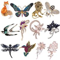Retro Insect Flower Butterfly Alloy Inlay Artificial Gemstones Women's Brooches main image 1