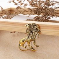 Retro Insect Flower Butterfly Alloy Inlay Artificial Gemstones Women's Brooches main image 3