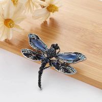 Retro Insect Flower Butterfly Alloy Inlay Artificial Gemstones Women's Brooches main image 2