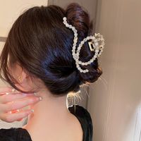 Frau Mode Schmetterling Bogenknoten Legierung Überzug Künstliche Perlen Strasssteine Haarkrallen main image 3