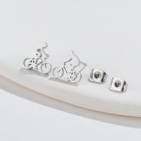 1 Pair Fashion Star Moon Wings Titanium Steel Asymmetrical Plating Hollow Out Ear Studs main image 2