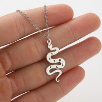 Titanium Steel Simple Style Hollow Out Plating Elephant Fox Snake Pendant Necklace sku image 3