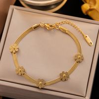 304 Stainless Steel 18K Gold Plated Cute Plating Daisy Bracelets Necklace main image 5