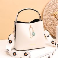 Women's Small Autumn Pu Leather Daisy Fashion Bucket Zipper Bucket Bag sku image 4