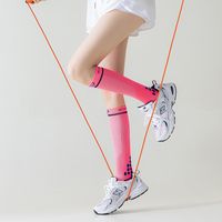 Women's Sports Polka Dots Heart Shape Nylon Crew Socks A Pair main image 3