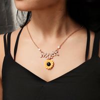 1 Piece Pastoral Sunflower Alloy Plating Artificial Pearls Women's Necklace main image 1