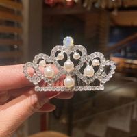 Fashion Crown Alloy Plating Inlay Rhinestones Pearl Insert Comb 1 Piece sku image 6
