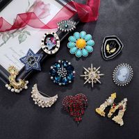 Retro Letter Moon Flower Alloy Inlay Artificial Gemstones Women's Brooches main image 3