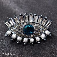 Retro Letter Moon Flower Alloy Inlay Artificial Gemstones Women's Brooches sku image 26