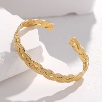 Vintage Style Geometric Solid Color 304 Stainless Steel 18K Gold Plated Bangle In Bulk sku image 1