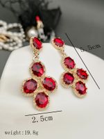 1 Pair Retro Round Metal Inlay Artificial Crystal Gold Plated Women's Drop Earrings main image 3