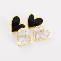 1 Pair Retro Heart Shape Stainless Steel Inlay Shell Ear Studs main image 1