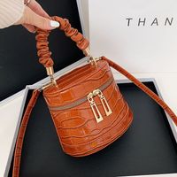 Women's All Seasons Pu Leather Streetwear Handbag main image 3