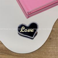 Fashion Love Heart Shape Acetic Acid Sheets Inlay Artificial Pearls Rhinestones Hair Claws 1 Piece main image 3