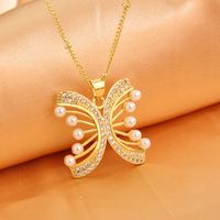 Sweet Butterfly Copper Plating Pearl Zircon 18k Gold Plated Pendant Necklace sku image 1