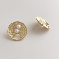 1 Pair Simple Style Round Hollow Out Inlay Sterling Silver Pearl Ear Studs main image 4