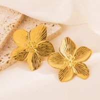 1 Paar Mode Blume Überzug Rostfreier Stahl 18 Karat Vergoldet Ohrringe sku image 2