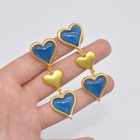 1 Pair Retro Heart Shape Alloy Women's Drop Earrings main image 3