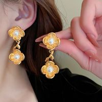 Sweet Flower Copper Plating Artificial Pearls Drop Earrings 1 Pair main image 2