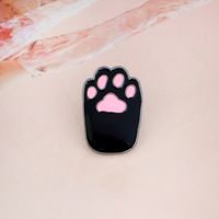 Cute Paw Print Alloy Stoving Varnish Unisex Brooches main image 3