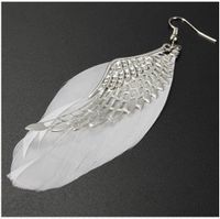 1 Pair Simple Style Wings Alloy Hollow Out Women's Earrings main image 5