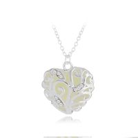 1 Piece Fashion Heart Shape Alloy Enamel Rhinestones Women's Pendant Necklace main image 2