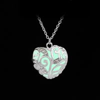 1 Piece Fashion Heart Shape Alloy Enamel Rhinestones Women's Pendant Necklace sku image 2