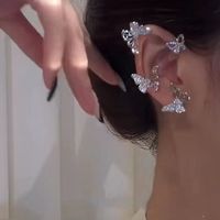 1 Pieza Brillante Mariposa Aleación Enchapado Diamantes De Imitación Mujeres Pinzas Para Las Orejas sku image 5